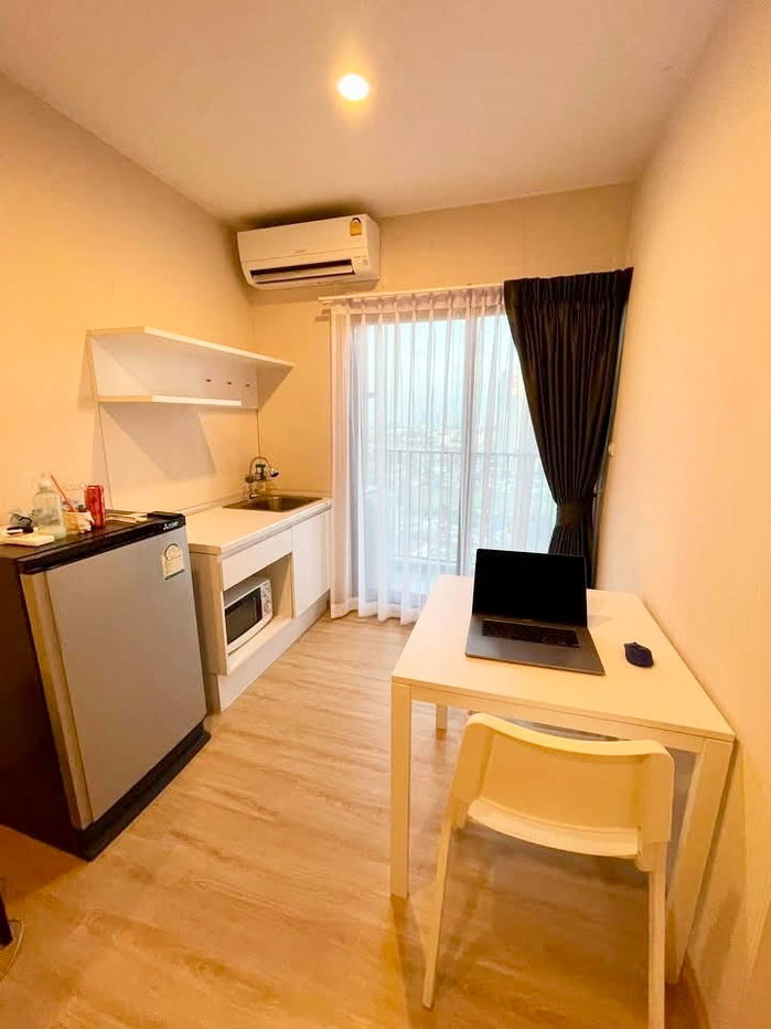 picture code : E20 Plum Condo Central Station - 2/6