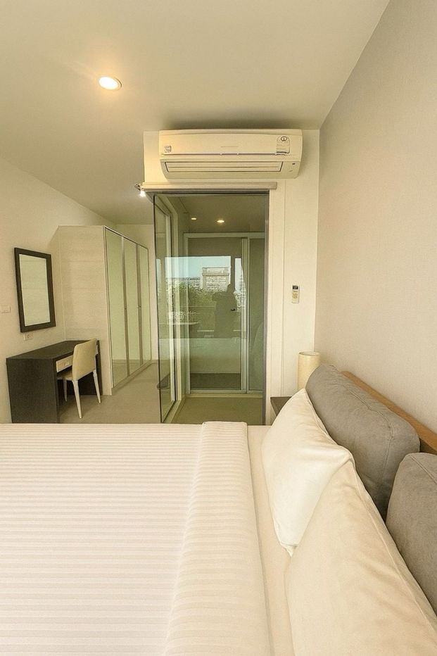 รูป WS5962 🌟 ให้เช่า Life Ratchadapisek   2 Bedrooms 2 Bathrooms 🌟ใกล้ MRT สุทธิสาร เพียง 27,000 บาท/เดือน - รูปที่ 2/6