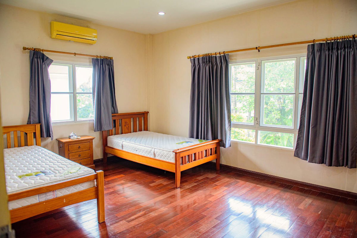 picture For rent, for rent, for rent, single house, Ramkhamhaeng 164, cheap price, interested, Line: @951qfbfi - 7/11