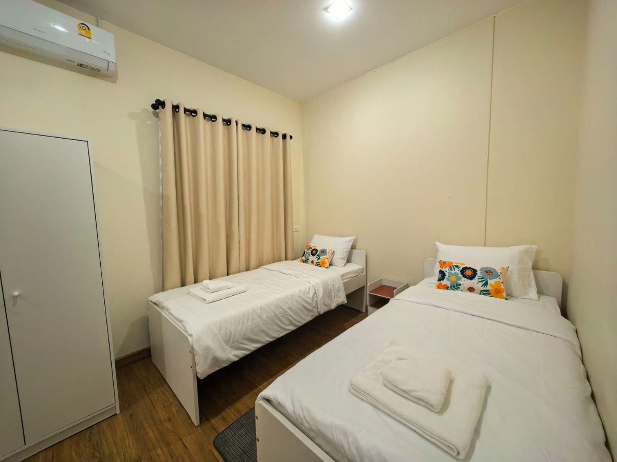 รูป ให้เช่าทาวน์โฮมสองชั้น  2 ห้องนอน 2 ห้องน้ำ 1 ห้องรับแขก 1 ห้องครัว   1  ที่จอดรถ - รูปที่ 14/16