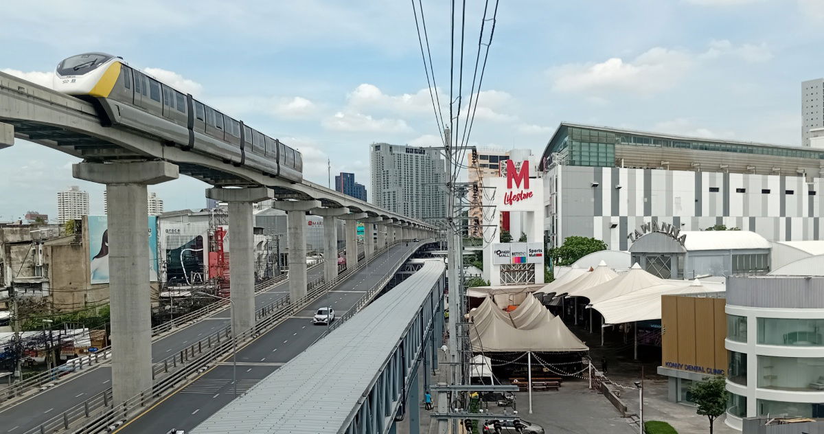 รูป ลดสุดๆ : ให้เช่าห้องสวยในลิพวิ่งเพลสคอนโด ปากซอยลาดพร้าว 140 ติดสถานีบางกะปิ เหลือเพียงเดือนละ 4,800บาทเท่านั้น - รูปที่ 36/37