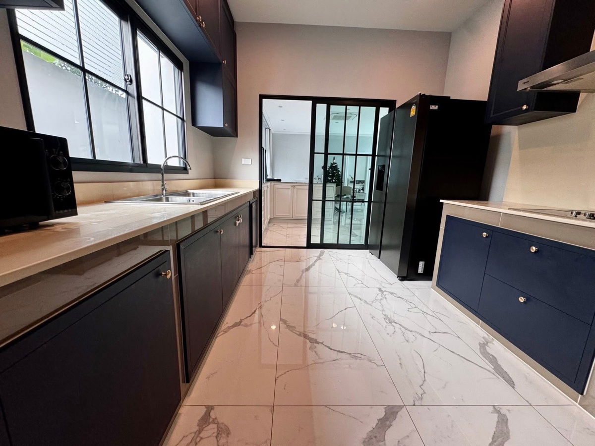 รูป Luxury House For RENT : เศรษฐสิริ บางนา สุวรรณภูมิ แปลงมุม ใกล้ Club house - รูปที่ 15/20