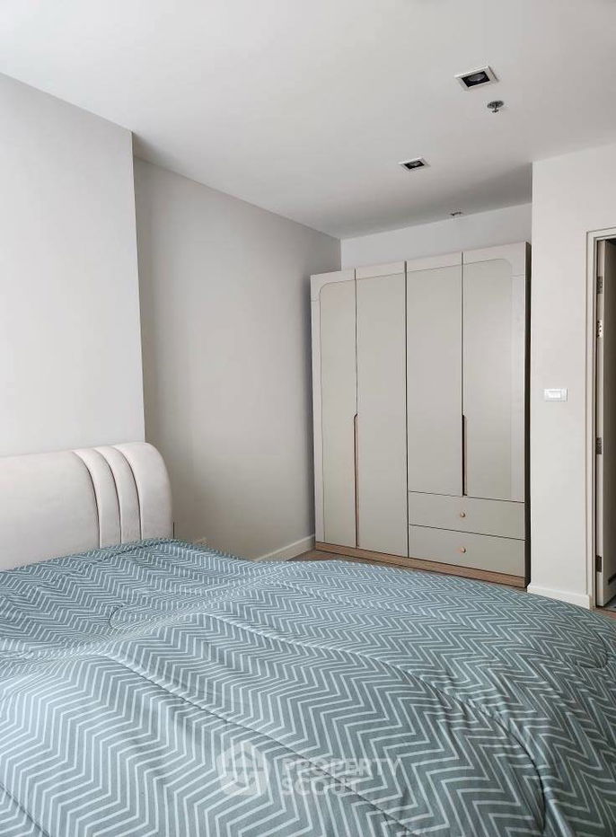 picture 2-BR Condo at The Room Sathorn-Taksin near BTS Pho Nimit (ID 2459194) - 19/21