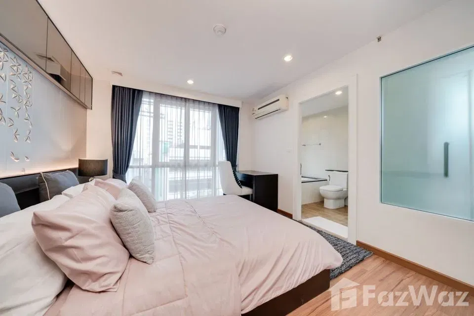 picture 2 Bedroom Condo for rent at The Surawong 5904469 - 10/17
