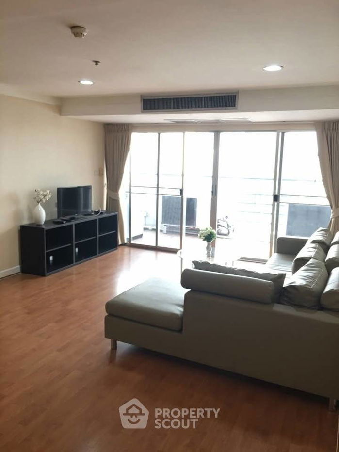 picture 3-BR Condo at The Waterford Diamond Tower Sukhumvit near BTS Phrom Phong (ID 2394380) - 2/25