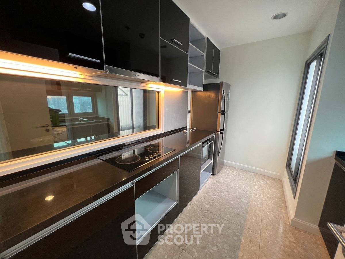 picture 3-BR Condo at The Crest Sukhumvit 34 near BTS Thong Lor (ID 1804635) - 25/36