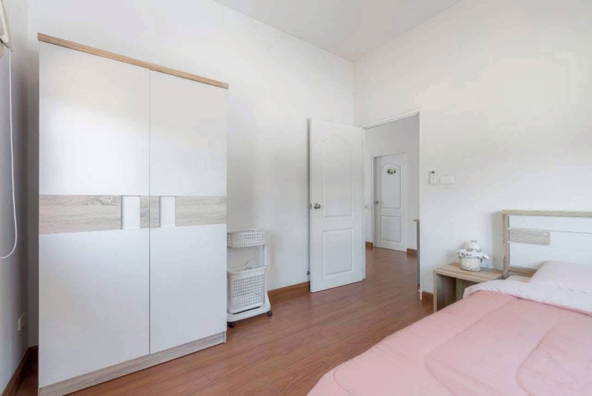 รูป ขายบ้านสวยในโครงการคุณภาพ แสนสราญ 2 เชียงใหม่ บ้านพร้อมหิ้วกระเป๋าเข้าอยู่ – แปลงหัวมุมส่วนตัวสุดๆ T.0946511456 - รูปที่ 3/14