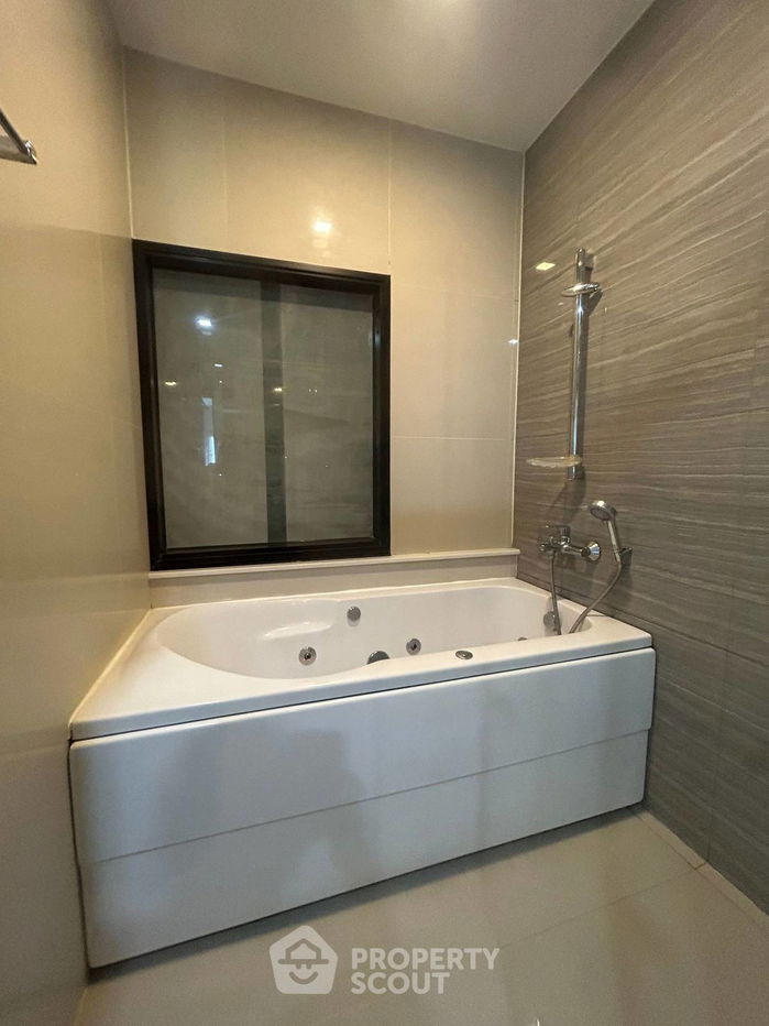 รูป คอนโด 1-ห้องนอน ที่ ไนท์บริดจ์ ดิ โอเชี่ยน ศรีราชา ใน สุรศักดิ์ (ID 2229636) - รูปที่ 18/24