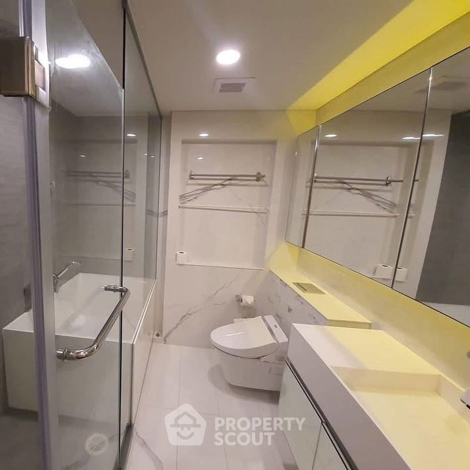 picture 2-BR Condo at Siamese Exclusive Sukhumvit 31 near MRT Sukhumvit (ID 2400866) - 10/11