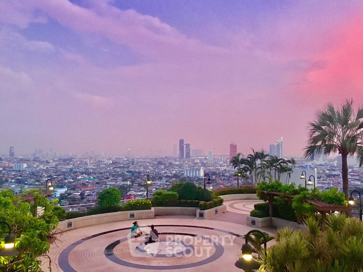 picture 3-BR Condo at River Heaven Chareonkrung in Bang Kho Laem (ID 414302) - 12/21