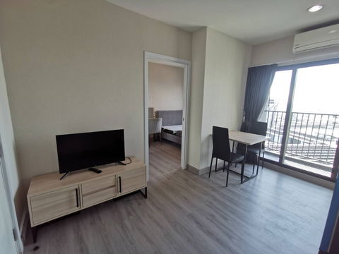 For rent : Plum Condo Central Station Phase 2