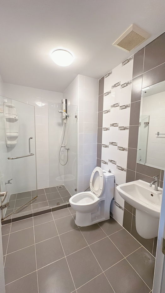 picture 3-Bed Townhome for Rent | The Trust Kaset-Nawamin (Nuanchan) – Fully Equipped - 4/14