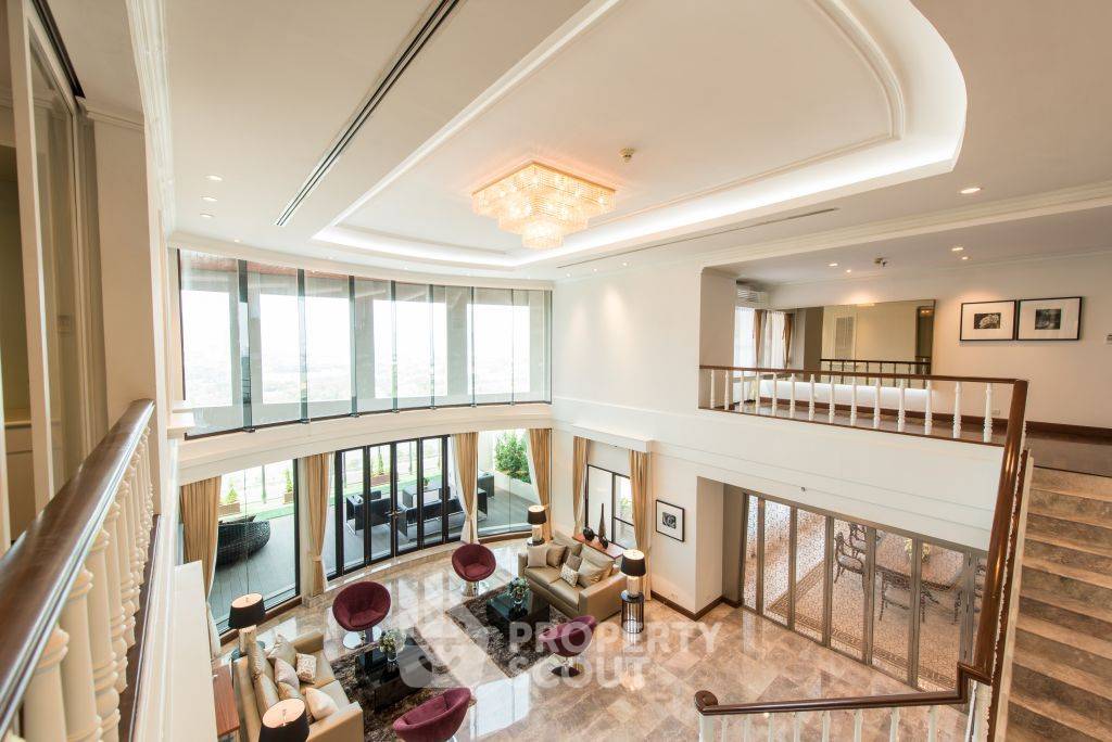 picture Spectacular High Rise 4-BR Penthouse near MRT Queen Sirikit National Convention Centre (ID 1286665) - 2/49