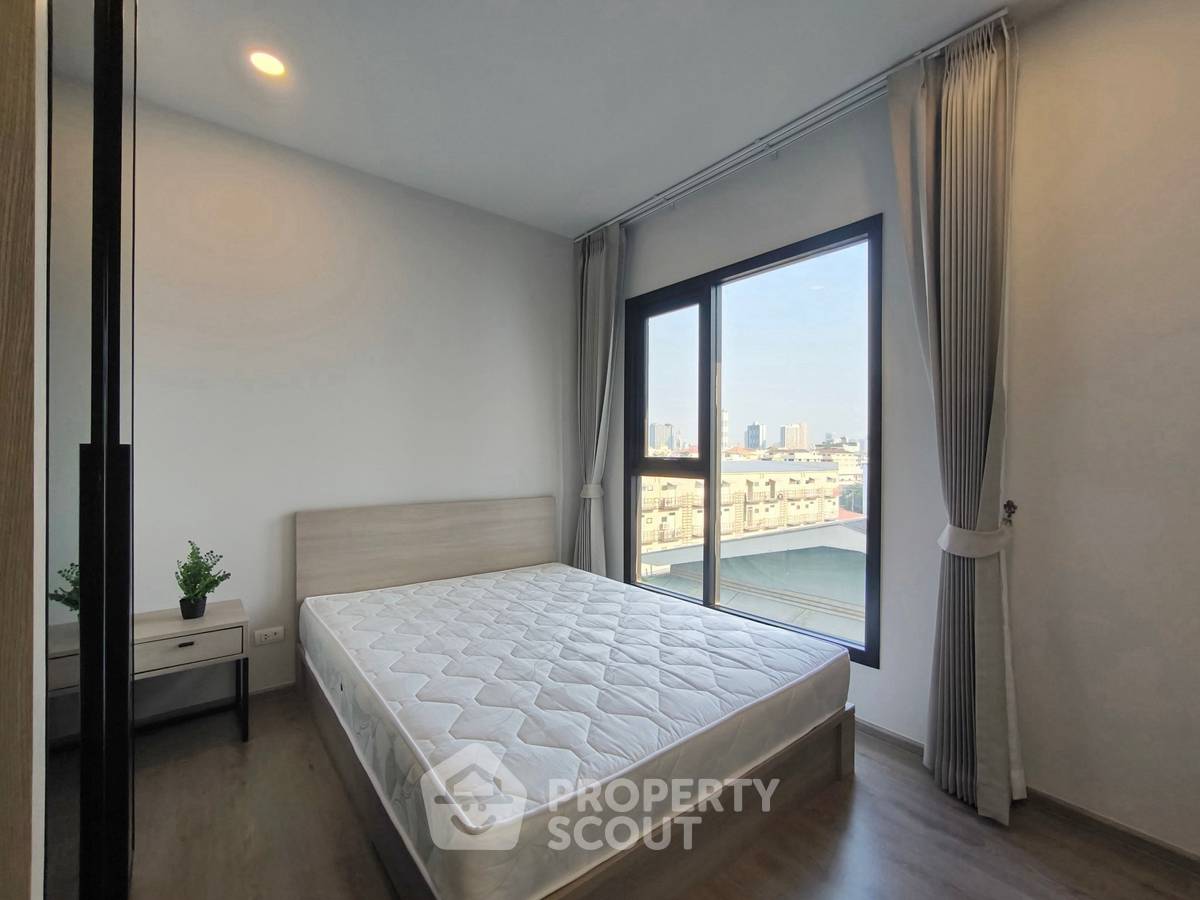 picture 2-BR Condo at Chapter One Flow Bangpo near MRT Bang Pho (ID 2459673) - 3/9