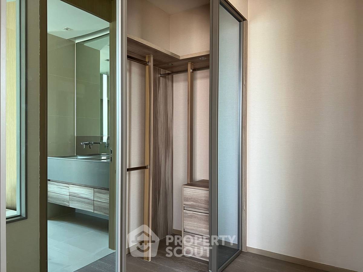 picture 2-BR Condo at The Esse Asoke near MRT Sukhumvit (ID 2205039) - 7/27