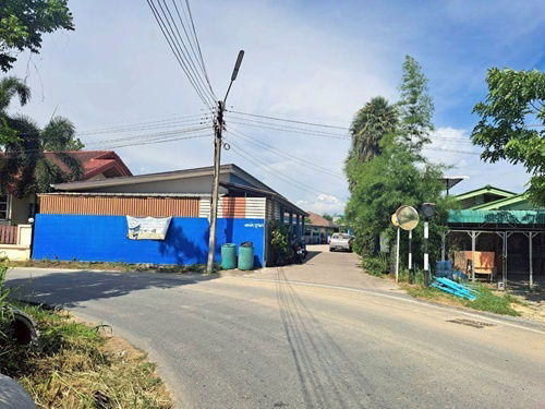 รูป ขายหอพักพร้อมผู้เช่าใกล้นิคมอมตะซิตี้ชลบุรี Yield8% ที่ดิน1ไร่2งาน20ตารางวา ขนาด27ห้อง - รูปที่ 4/6