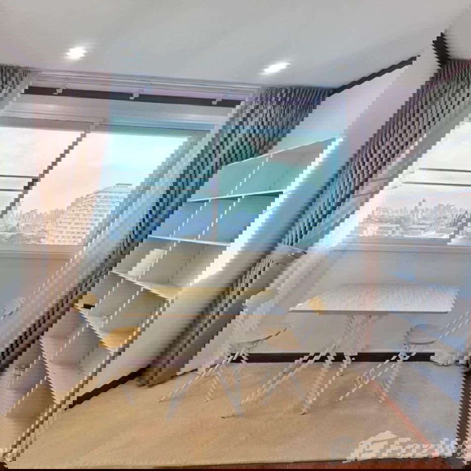 รูป Tastefully Refurbished Condo at Subkaew Tower | 11th Floor | 5550361 - รูปที่ 3/13