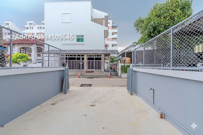 picture Townhome for sale in Nam Daeng-Bang Phli 14, completely renovated, beautiful like a new home, near MRT Sri Dan, 3 Fl, 23 sq m, 3 bedrooms, 3 bathrooms - 8/26
