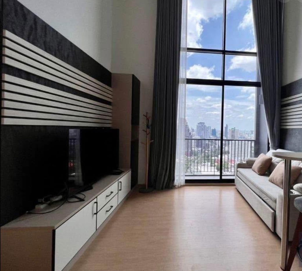 รูป ว่างพร้อมอยู่! Maru Ekkamai . 1นอน 43ตร.ม. เลี้ยงสัตว์ได้ Line id: @pfagent - รูปที่ 2/6