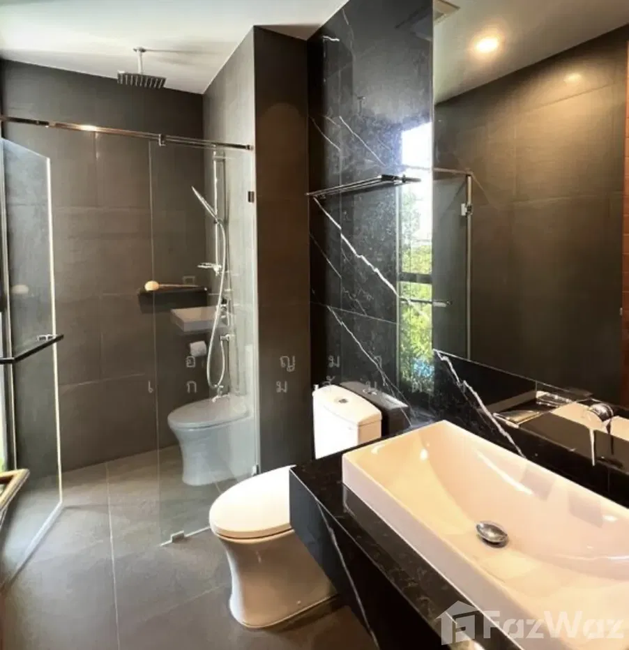 picture 5 Bedroom House for sale at VILLAZZO 10  5904354 - 18/24