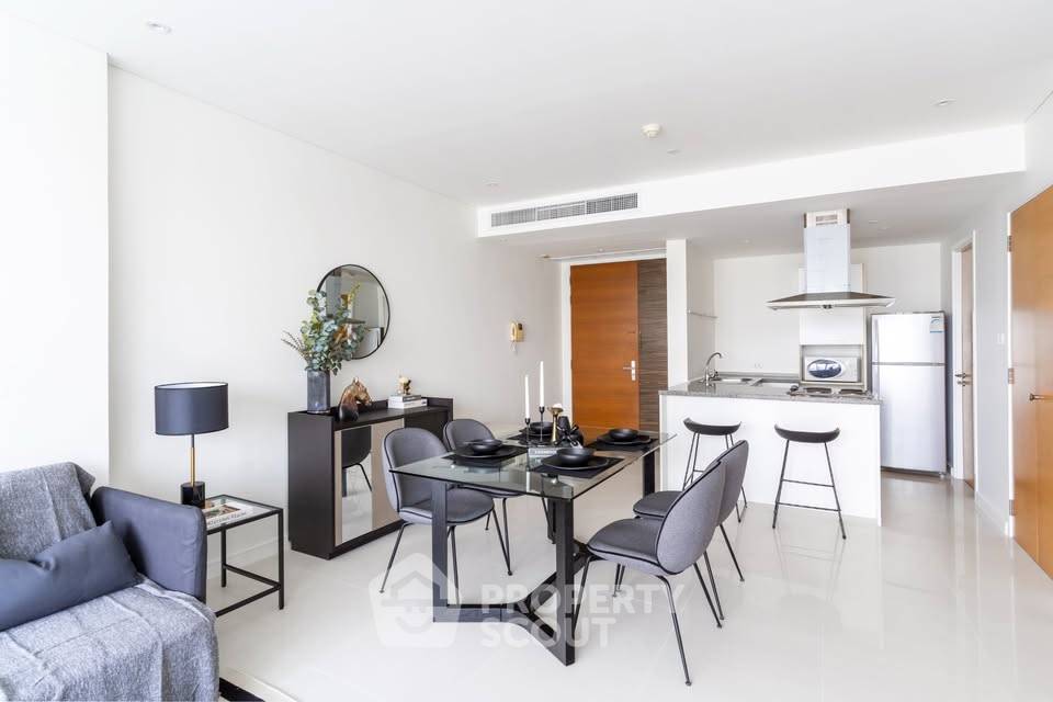 picture 2-BR Condo at Fullerton Sukhumvit near BTS Ekkamai (ID 2369470) - 7/33