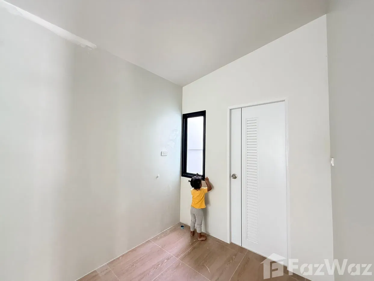 picture House 5904405 - 8/16