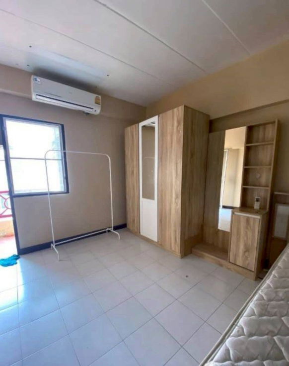 รูป ปล่อยเช่าห้องพัก ทิพย์ธานี คอนโด  ทำเลดีอยู่ตรงข้ามเซ็นทรัลบางนา ห่างเพียง 500 เมตร - รูปที่ 2/4