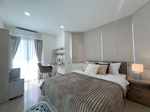 For Sale: Lanna Condo 1 Bedroom 1 Bathroom 38 sq.m. 7th Floor near Lanna Hospital (ID:1234CS)