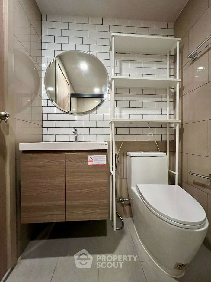 picture 1-BR Condo at Maestro 19 Ratchada19 - Vipha near MRT Ratchadaphisek (ID 1500372) - 7/11