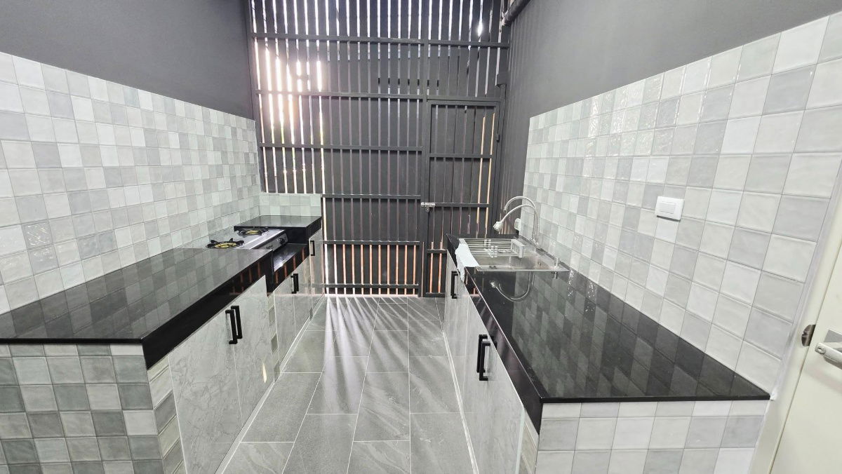 รูป HR3062ให้เช่าบ้านหรู 3 ชั้น มีลิฟท์ โครงการบ้านกลางเมือง ดิอิดิชั่น บางนา Fully Furnished พร้อมเข้าอยู่  - รูปที่ 26/35