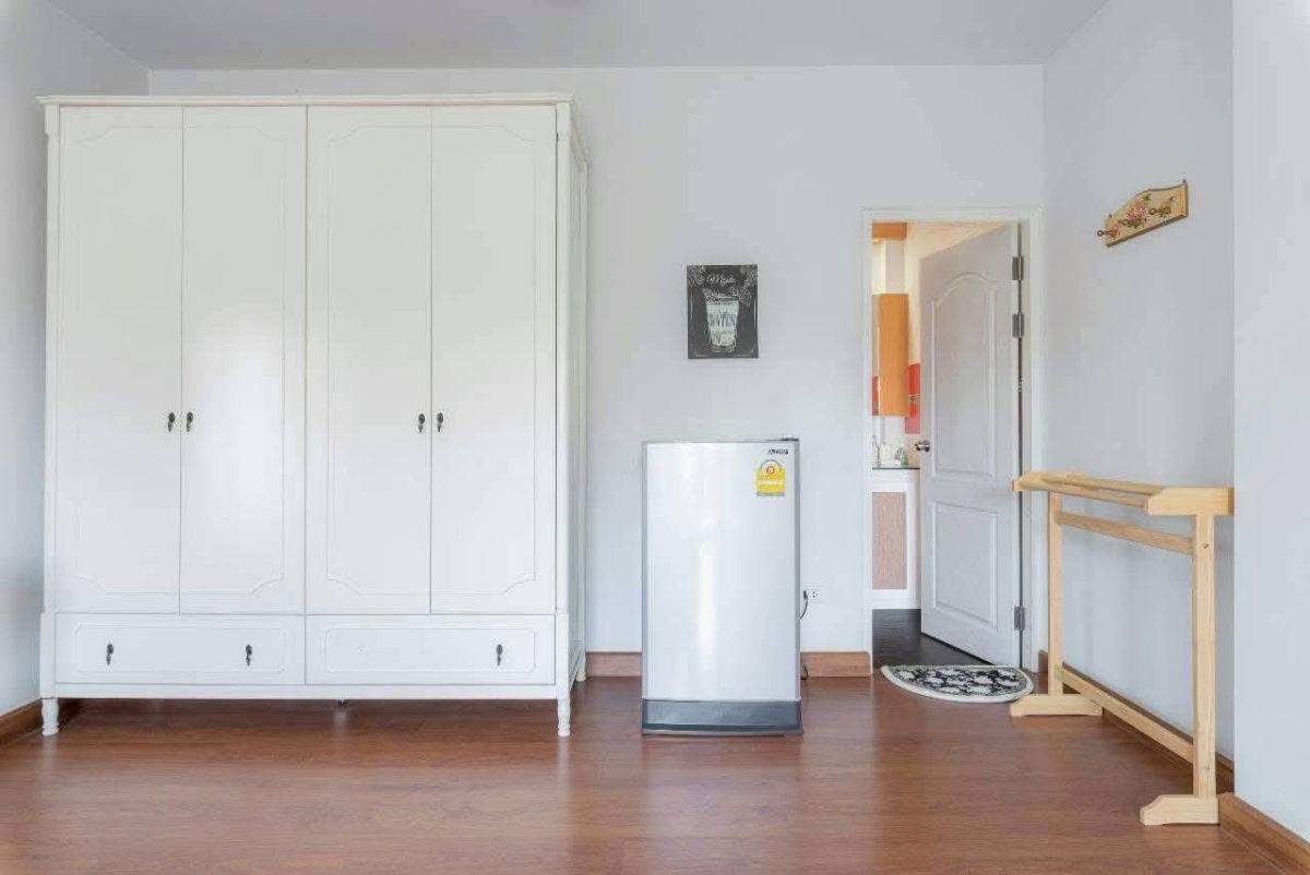 รูป ขายบ้านสวยในโครงการคุณภาพ แสนสราญ 2 เชียงใหม่ บ้านพร้อมหิ้วกระเป๋าเข้าอยู่ – แปลงหัวมุมส่วนตัวสุดๆ T.0946511456 - รูปที่ 4/14