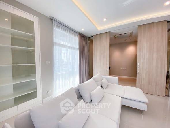 รูป คอนโด 2-ห้องนอน ที่ แกรนด์ หลังสวน คอนโดมิเนียม ใกล้ BTS ราชดำริ (ID 2400800) - รูปที่ 2/4