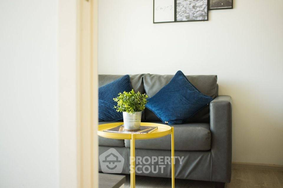 picture 1-BR Condo at Chewathai Phetkasem 27 near MRT Bang Wa (ID 602363) - 1/8