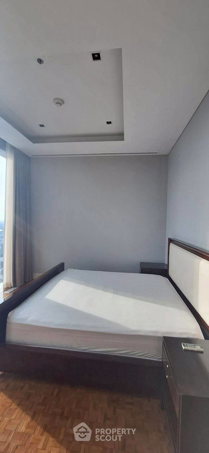 picture 2-BR Condo at The Ritz-Carlton Residences, Bangkok near BTS Chong Nonsi (ID 2359397) - 10/19