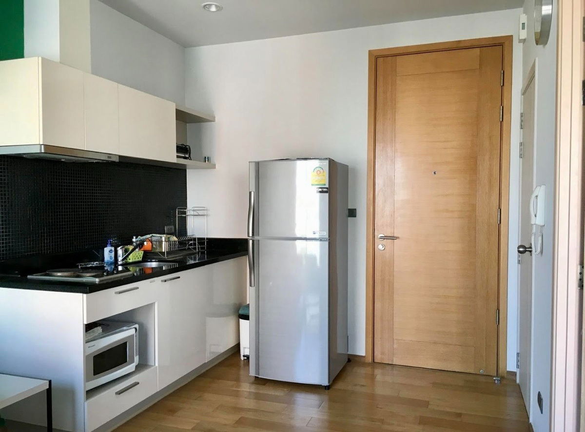 รูป code : E32 ให้เช่าคอนโด ฟิวส์ สาทร–ตากสิน (Fuse Sathorn–Taksin) | ติด BTS วงเวียนใหญ่ วิวรถไฟฟ้า เฟอร์ครบ พร้อมเข้าอยู่ - รูปที่ 8/10