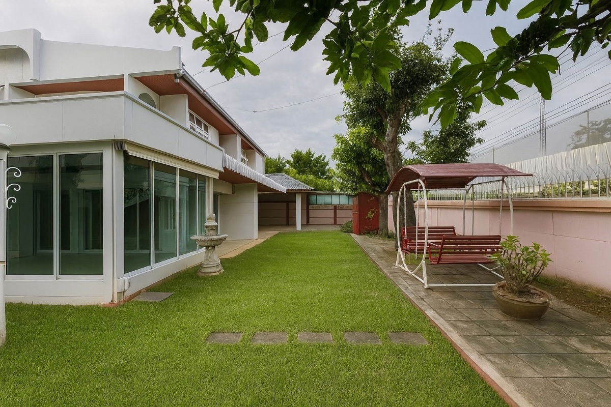 รูป 🏡 บ้านเดี่ยว - แปลงมุมสุดพิเศษ บนทำเลสุขุมวิท 64 – ใกล้ BTS และทางด่วน - รูปที่ 1/17