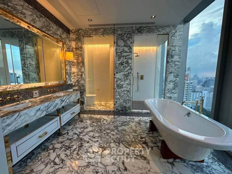 picture 4-BR Condo at The Ritz-Carlton Residences, Bangkok near BTS Chong Nonsi (ID 2376481) - 9/16