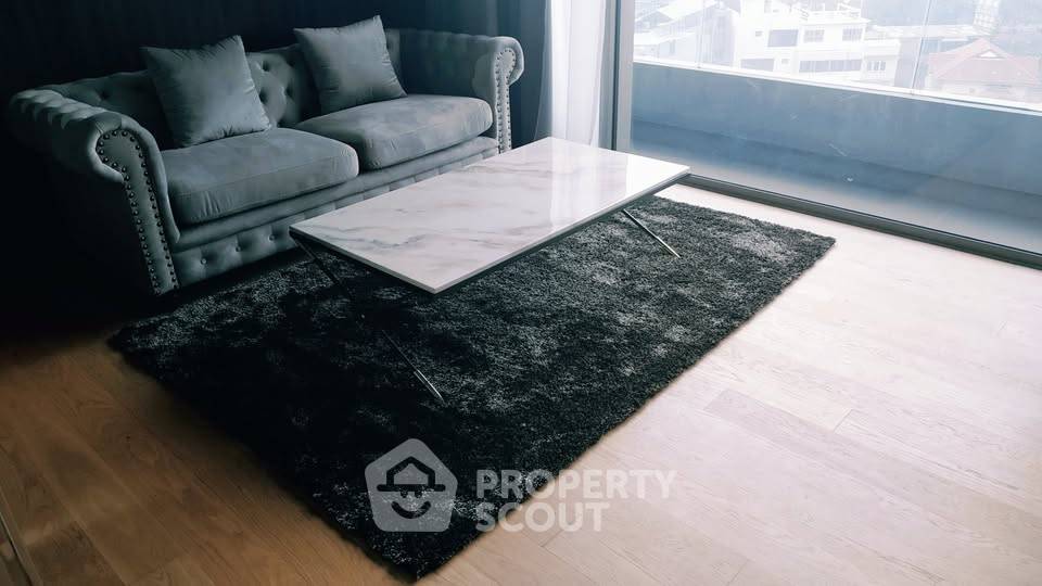 picture 1-BR Condo at Saladaeng One near MRT Si Lom (ID 2438914) - 1/13