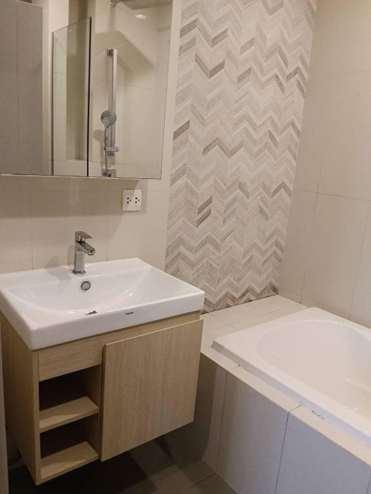 picture code : E08 OKA HAUS Sukhumvit 36 - 3/10