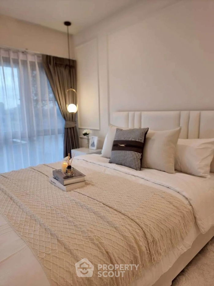 picture 2-BR Condo at Supapong Place near MRT Ratchadaphisek (ID 2445935) - 3/5