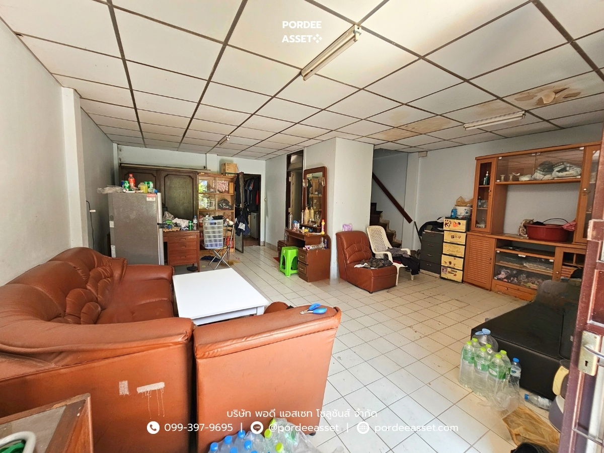 รูป ทาวน์โฮม 2 ชั้น การ์เด้นโฮม วิลเลจ พหลโยธิน60 โครงการติดถนนพหลโยธิน (ขนาด 22 ตร.ว.) ต.คูคต ลำลูกกา ปทุมธานี สถานีรถไฟฟ้า แยก คปอ. - รูปที่ 5/24