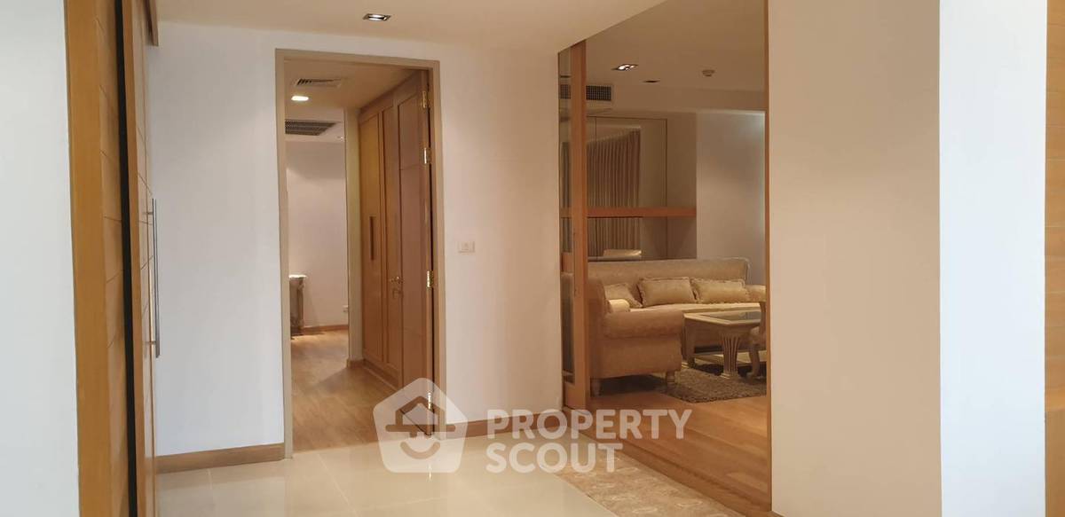 picture 2-BR Condo at The Height Condominium close to Thong Lo (ID 392328) - 6/15