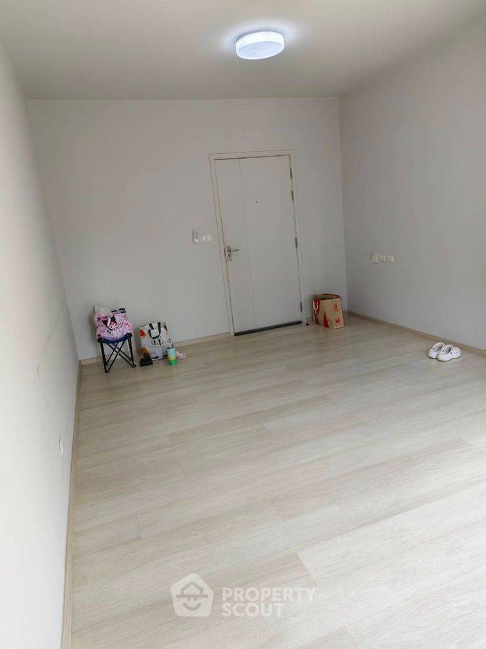picture Studio Condo at Unio Ramkhamhaeng - Serithai in Khlong Kum (ID 2435267) - 1/9