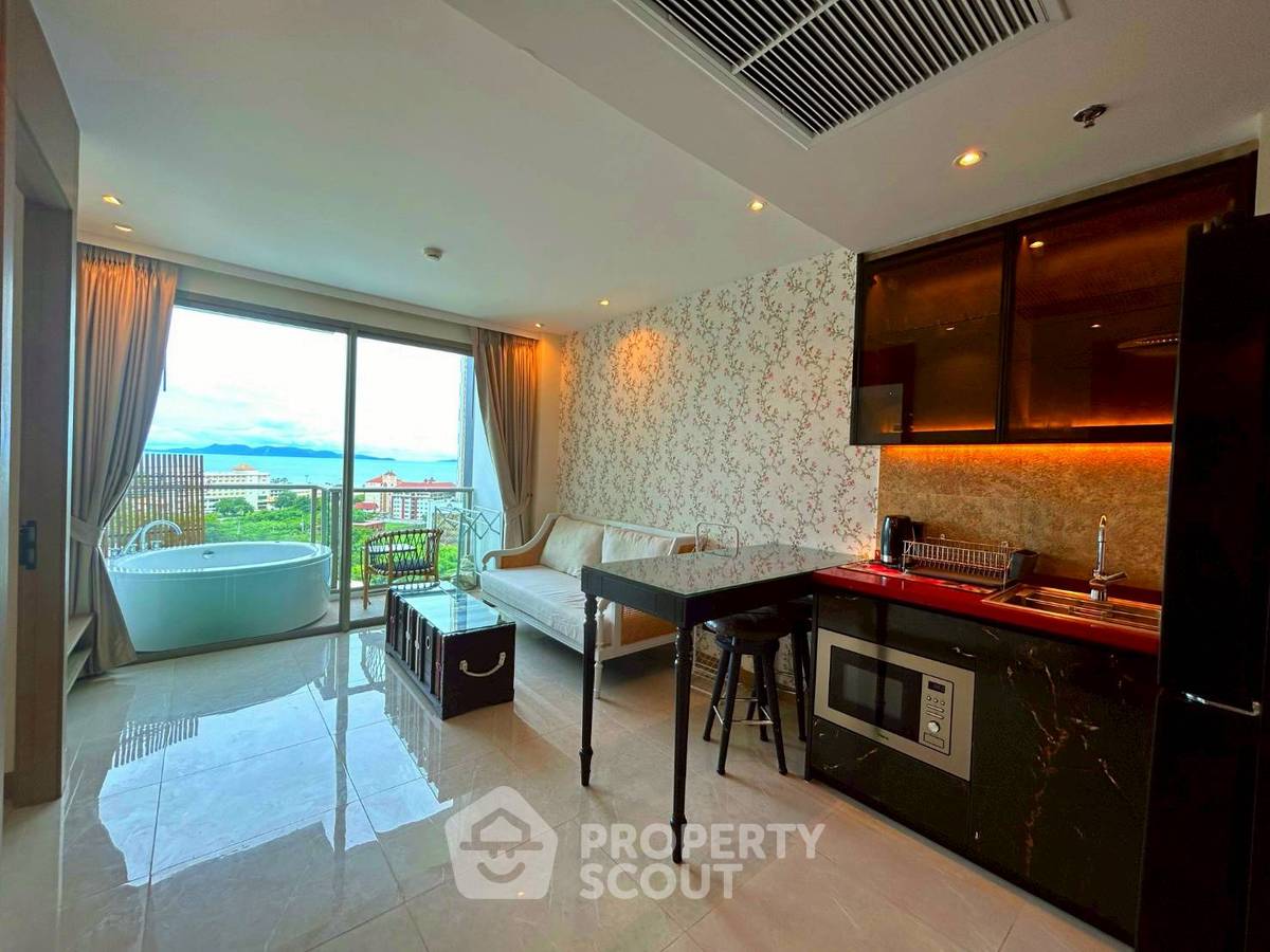 picture 1-BR Condo at The Riviera Ocean Drive close to Jomtien Beach (ID 2459692) - 2/12