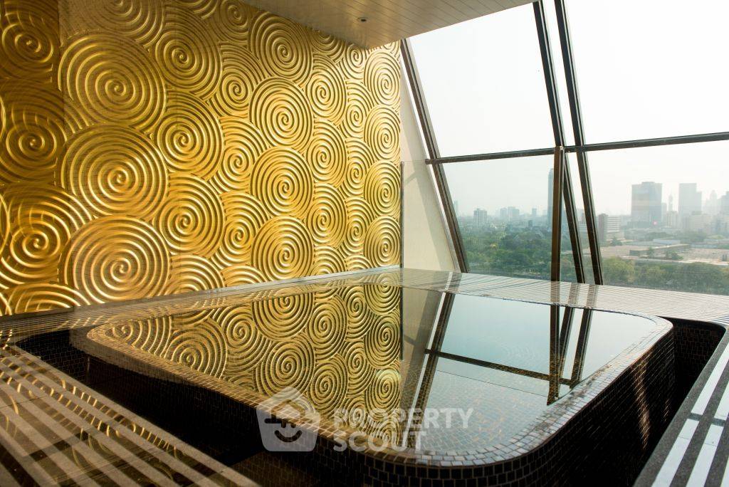 picture Spectacular High Rise 4-BR Penthouse near MRT Queen Sirikit National Convention Centre (ID 1286665) - 18/49