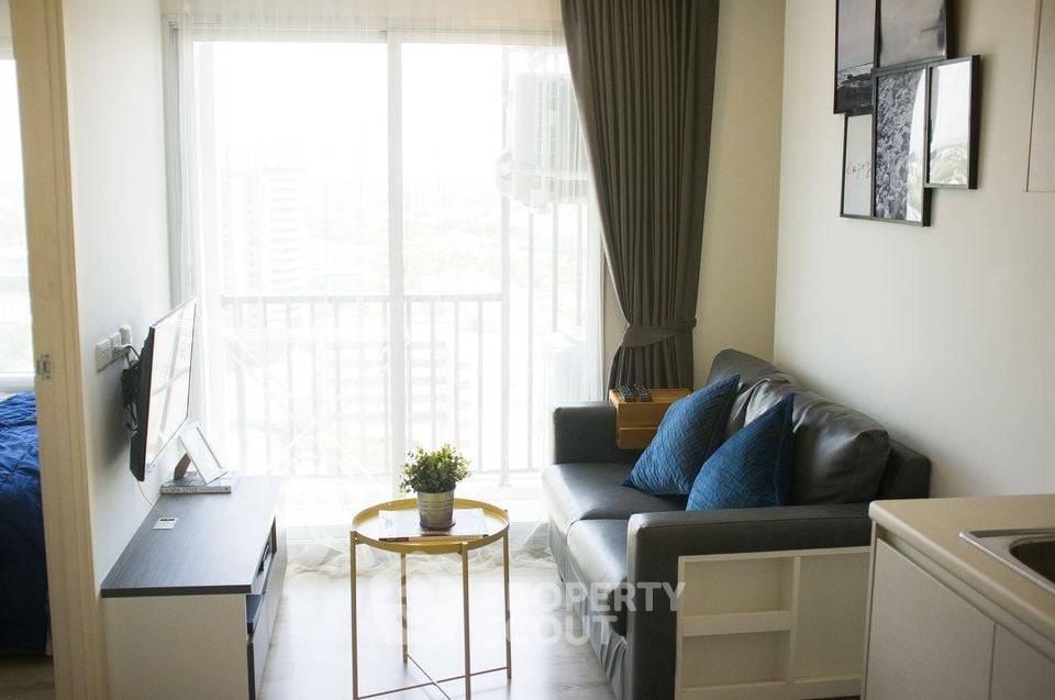 picture 1-BR Condo at Chewathai Phetkasem 27 near MRT Bang Wa (ID 602363) - 3/8