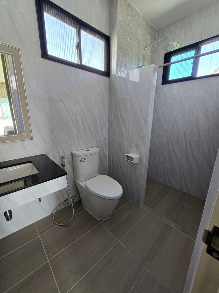 รูป ให้เช่าบ้านเดี่ยวสองชั้น  3 ห้องนอน 3 ห้องน้ำ 1  ห้องครัว - รูปที่ 9/13