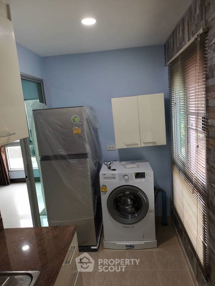 picture 1-BR Condo at Regent Home 7 Sanphawut 2 - Sukhumvit near BTS Udom Suk (ID 761085) - 3/6