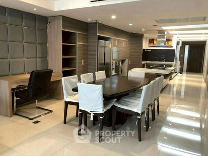 1-BR Condo at Las Colinas near BTS Asok (ID 2282597)