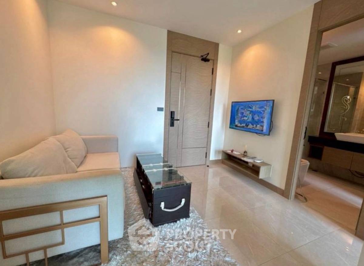 picture 1-BR Condo at The Riviera Ocean Drive close to Jomtien Beach (ID 2455258) - 1/4